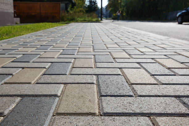 Best Decorative Driveway Pavers  in Riverside, MO