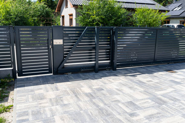 Best Driveway Pavers Near Me  in Riverside, MO