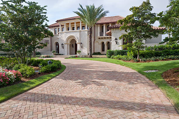 Best Professional Driveway Pavers  in Riverside, MO