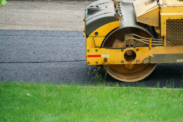Best Brick Driveway Pavers  in Riverside, MO